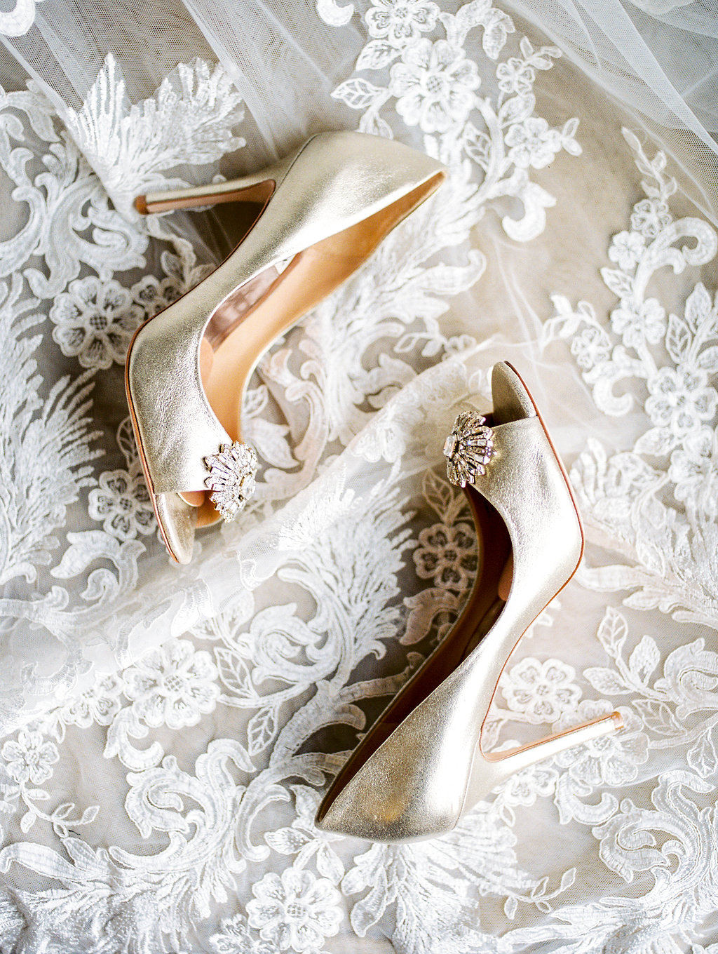 Copper and White DC Wedding at DAR. DC Wedding Planner Bright Occasions. Photo by Lissa Ryan Photography